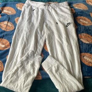 Women’s Nike Sweatpants
